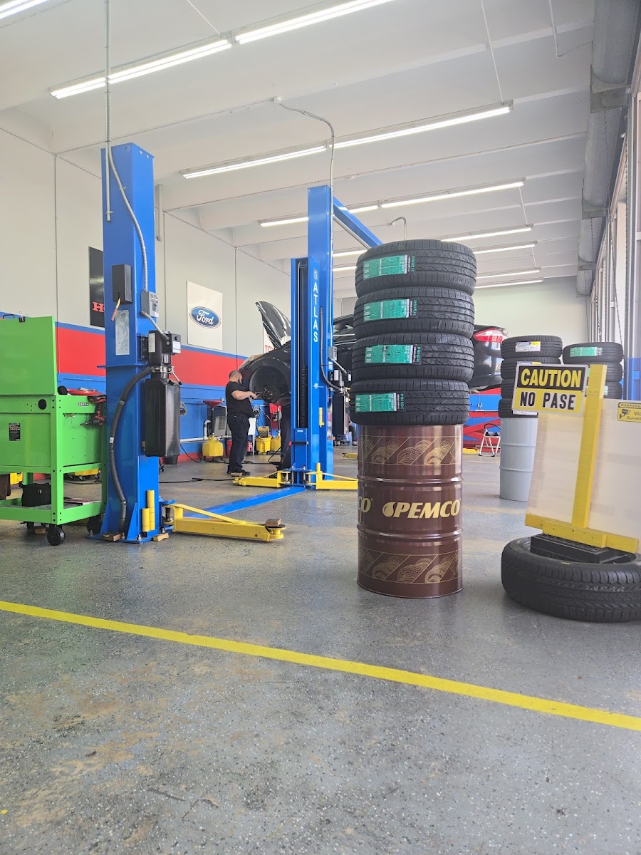 Pineiro Auto Care - photo 3